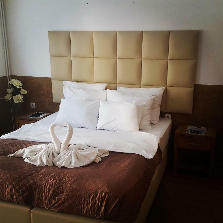 Villa Jelena - Sobe Kragujevac Eksteriør bilde