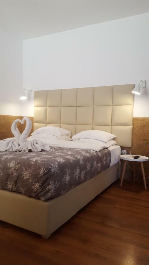 Villa Jelena - Sobe Kragujevac Eksteriør bilde